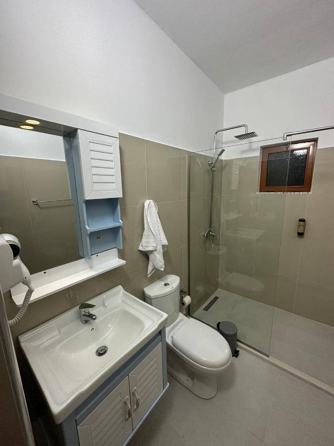 Rus Villa Berat Esterno foto