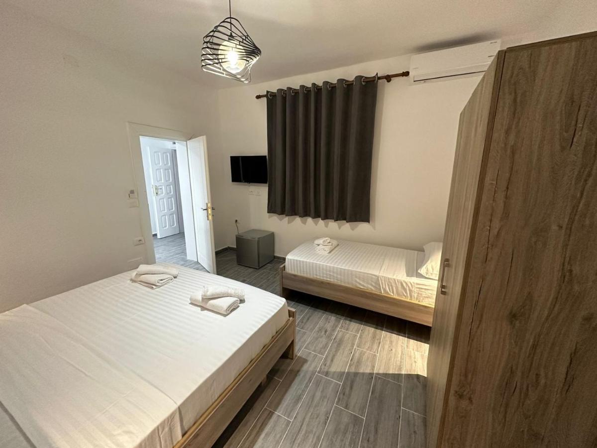 Rus Villa Berat Esterno foto