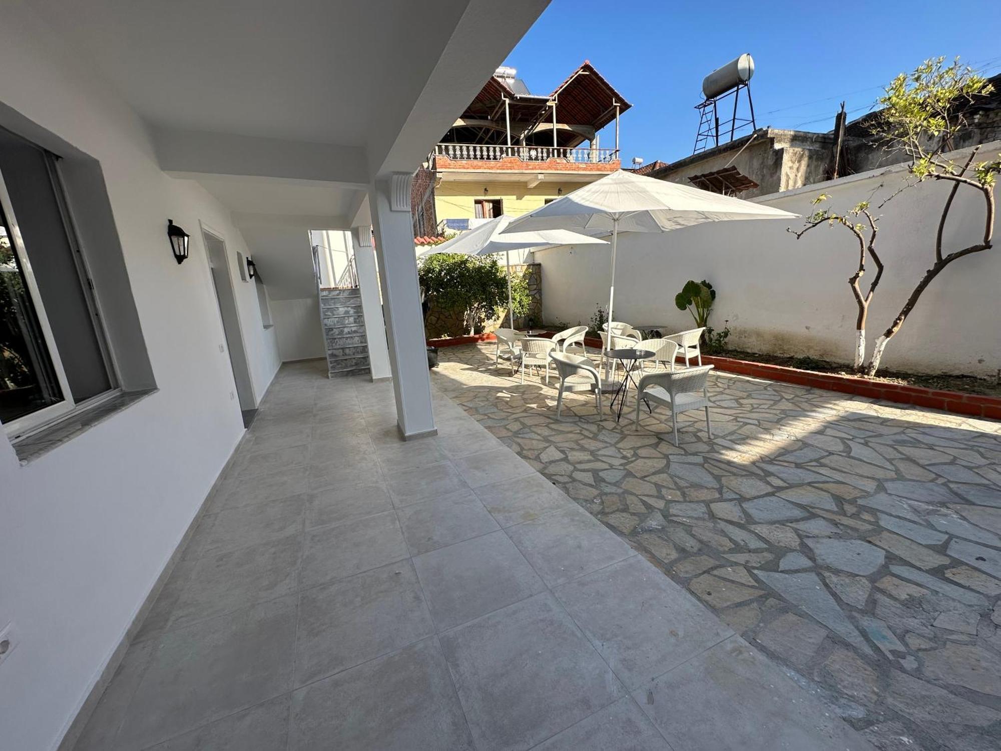 Rus Villa Berat Esterno foto